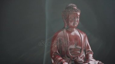 Tütsü Buda heykeli. Tanrı ve sembolleri Budizm. Budizm ve sembolleri pratiği. Asya'nın manevi yaşam