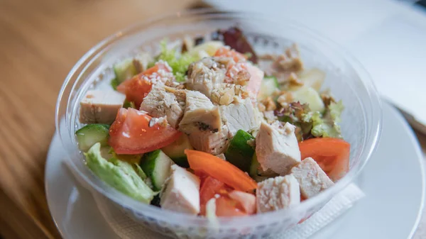 Useful take away salad close-up. — Stock Photo, Image