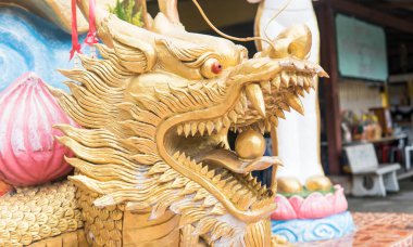  Ejderha Tayland geleneksel heykelleri. Dragon Tayland Kültür