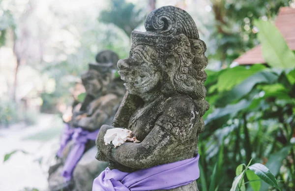 传统的泰国雕像。在泰国的猿传统和佛教神, 泰国的光荣精神 — 图库照片