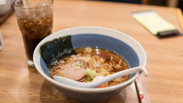 Japansk soppa ramen närbild — Stockfoto