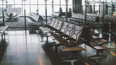 Doha Havalimanı genel görünümü. Hava alanları dünyanın geri kalan bölgede