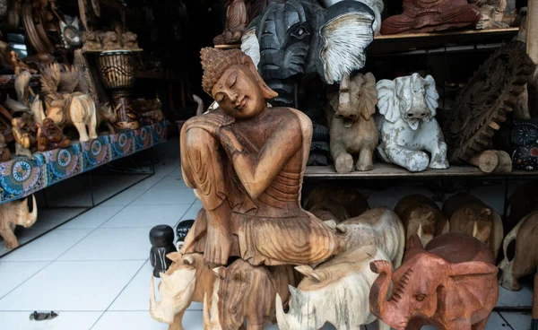 A variety of tourist crafts and interior items from Indonesia and Bali.