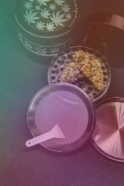Fertige Medizinische Thc Cbd Cannabis Knospen Zum Rauchen — Stockfoto