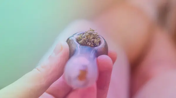Färdiga Medicinska Thc Cbd Cannabisknoppar För Rökning — Stockfoto