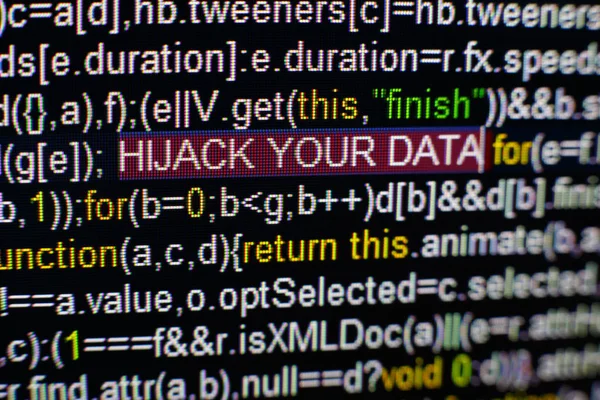 Macro foto de la pantalla del ordenador con el código fuente del programa y destacó HIJACK SU inscripción de datos en el medio. Guión en la pantalla con virus en ella. Concepto de seguridad cibernética. Contexto tecnológico — Foto de Stock