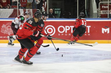 Letonya, Riga 2018.05.01-Arena Riga. Kanada rakip takım Letonya ön turnuva oyun, pre-IIHF Dünya Şampiyonası eylem takım.
