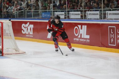 Letonya, Riga 2018.05.01-Arena Riga. Kanada rakip takım Letonya ön turnuva oyun, pre-IIHF Dünya Şampiyonası eylem takım.