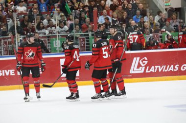 Letonya, Riga 2018.05.01-Arena Riga. Kanada rakip takım Letonya ön turnuva oyun, pre-IIHF Dünya Şampiyonası eylem takım.