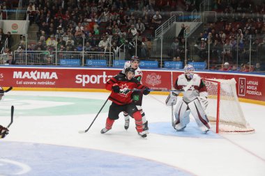 Letonya, Riga 2018.05.01-Arena Riga. Kanada rakip takım Letonya ön turnuva oyun, pre-IIHF Dünya Şampiyonası eylem takım.