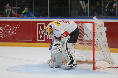 Letonya, Riga 2018.04.27-Arena Riga. İsviçre rakip takım Letonya ön turnuva oyun, pre-IIHF Dünya Şampiyonası eylem takım.