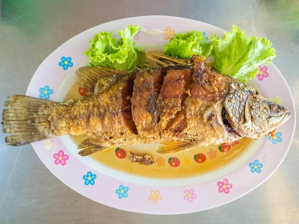 Set di pesce fritto tailandese . — Foto Stock