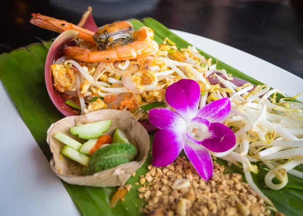 Luxe set van Pad Thai. — Stockfoto