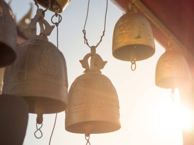 Tay tapınak küçük çan.