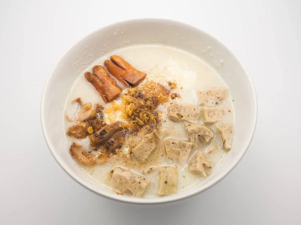 Domuz eti ve sosis ile pirinç çorbası. — Stok fotoğraf