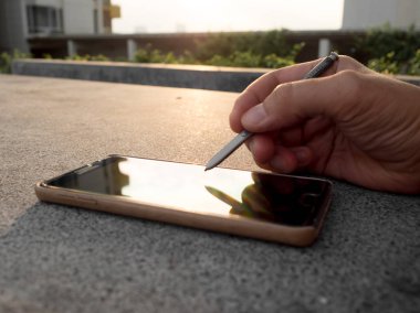 Samsung Galaxy Not 5 tablo.