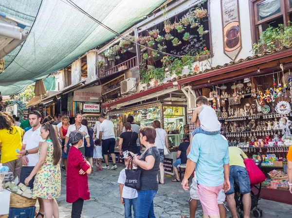 Türkiye'deki Rum köyü Şirince.