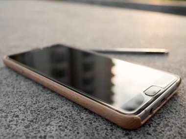 Samsung Galaxy Not 5 tablo.