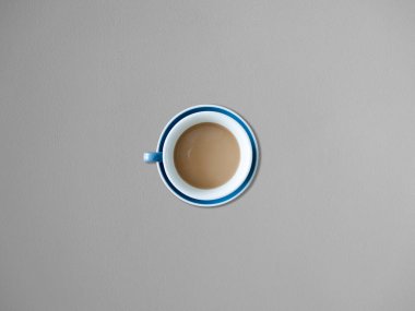 Masada bir fincan kahve..