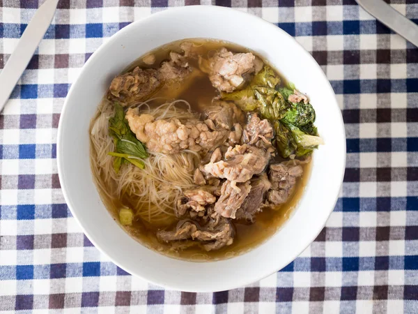 Thai beef white noodle. — Stock Photo, Image