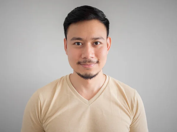 Headshot Asya Adam Sakal Bıyık Mutlu Yüz — Stok fotoğraf
