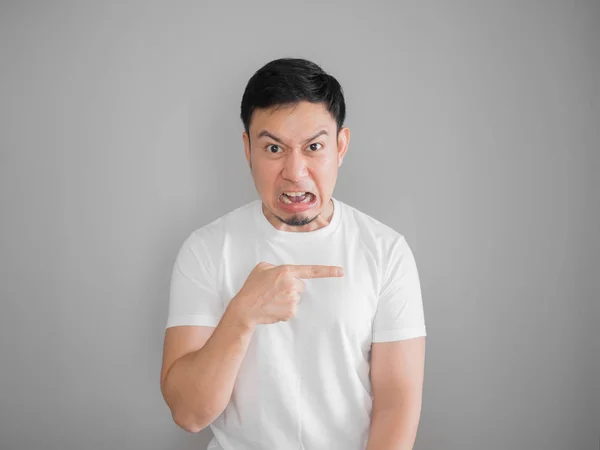 Very angry aggressive man portrait in white t-shirt. — Stock Photo, Image