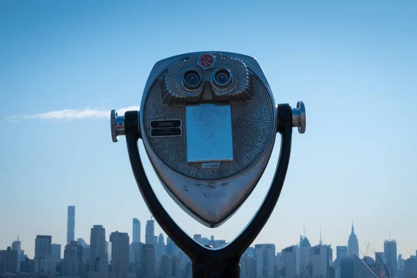 Touristic binoculars on Manhattan — Stock Photo, Image