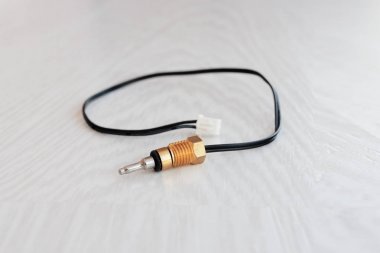 Araba, elektrik, gaz kablo ve iş parçacığı için fiş ile sensör