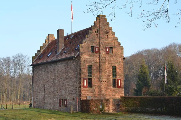 Little castle in Kruisbergse bossen — Stock Fotó