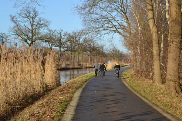 Bikers and hikers on biking road — Stock Photo, Image