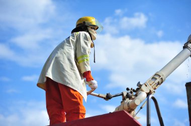 çoğu adam enjekte itfaiye grup acc yangın su sprey