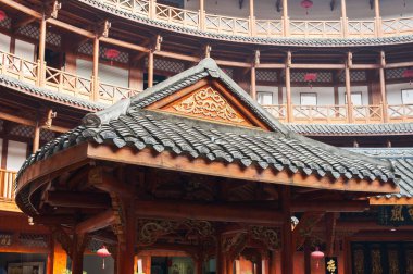 Çince Geleneksel mimarisinde bir Hakka roudhouse