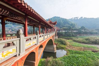 Leshan - Chengdu - Zhuoying eski geleneksel köprü