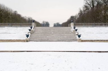Merdiven altına kar Parc de Saint-Cloud