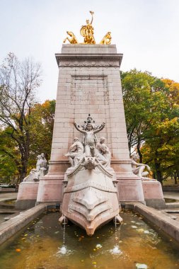 Central Park'ta USS Maine Ulusal Anıtı