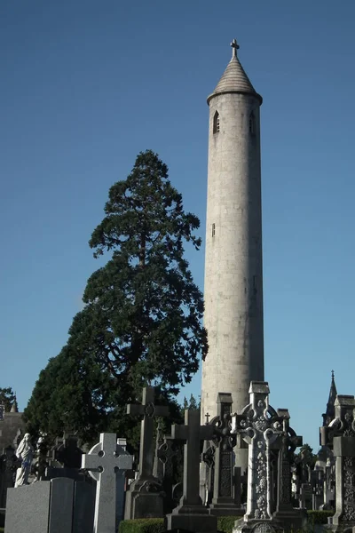La torre redonda en glasnevin — Foto de Stock