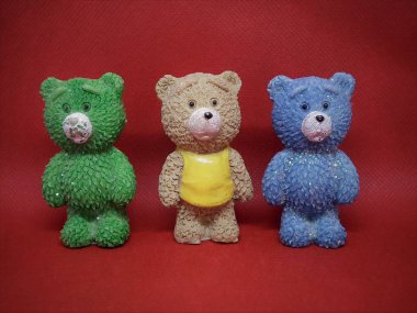 küçük renkli oyuncak