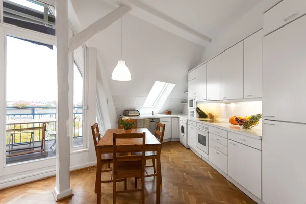 White Kitchen Wooden Floor Beautiful Home — Stock Photo, Image