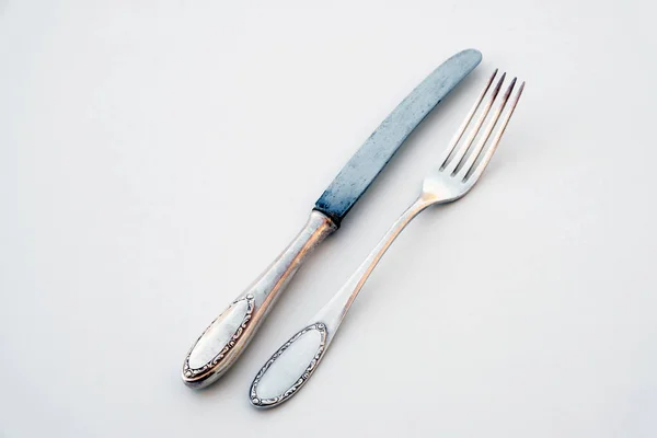 Messer Und Gabel Isoliert Auf Weiß Schönes Silberbesteck — Stockfoto
