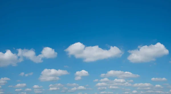 Nuvens Céu Azul Panorama Com Espaço Cópia Paisagem Nublada Céu — Fotografia de Stock