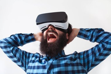 VR giyen adam holding başkanı