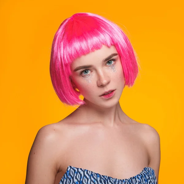 Pretty stylish girl with pink hair — Stock Photo, Image