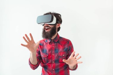Vr gülümseyen adam gözlük