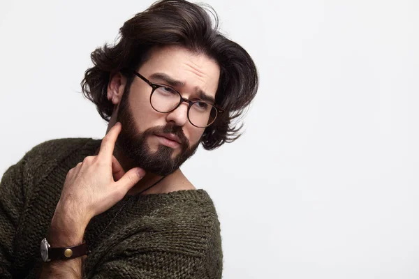 Hipster hombre confiado en gafas —  Fotos de Stock