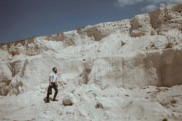 Doğa trendy erkek modeli