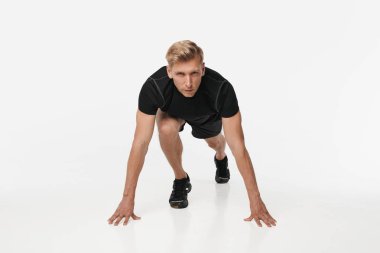 Sporcu Studio crouch Başlat