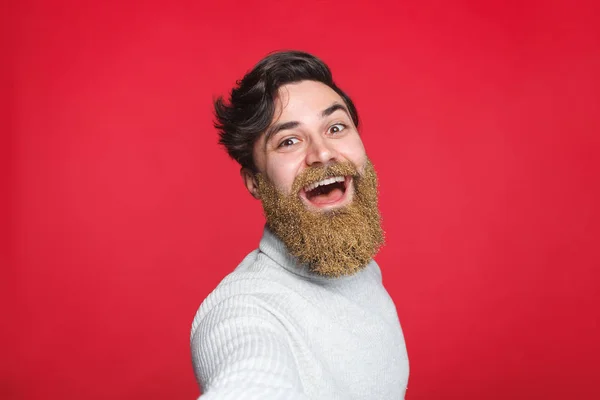Homem louco com barba brilhante — Fotografia de Stock
