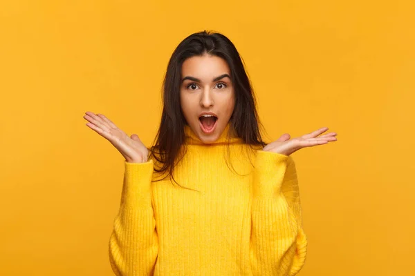 Super excited woman in sweater — Stock Photo, Image