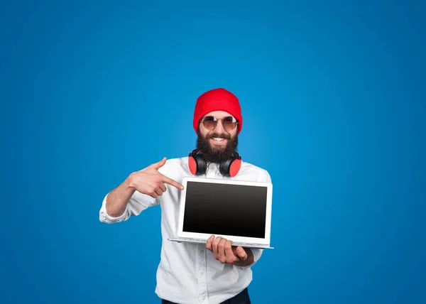Csípő reklám új laptop — Stock Fotó