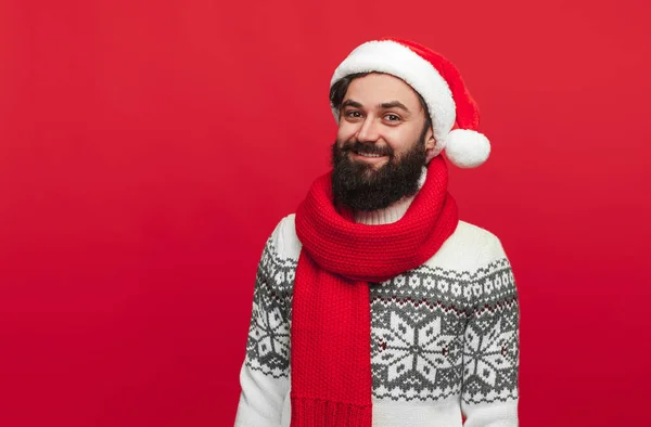 Homem sorridente no dia de Natal — Fotografia de Stock